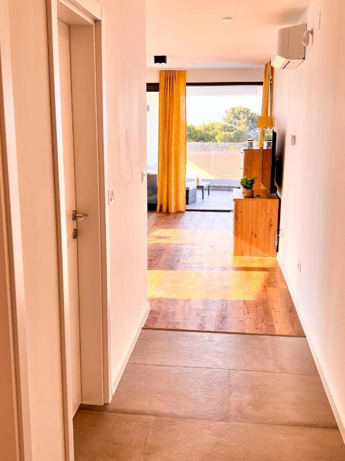 Mirno Apartman *