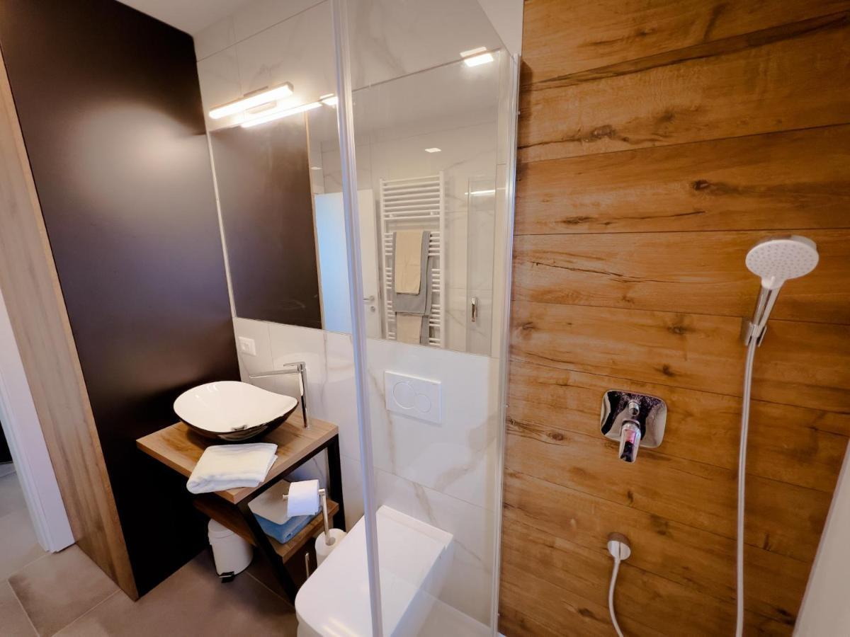 Apartment Mirno