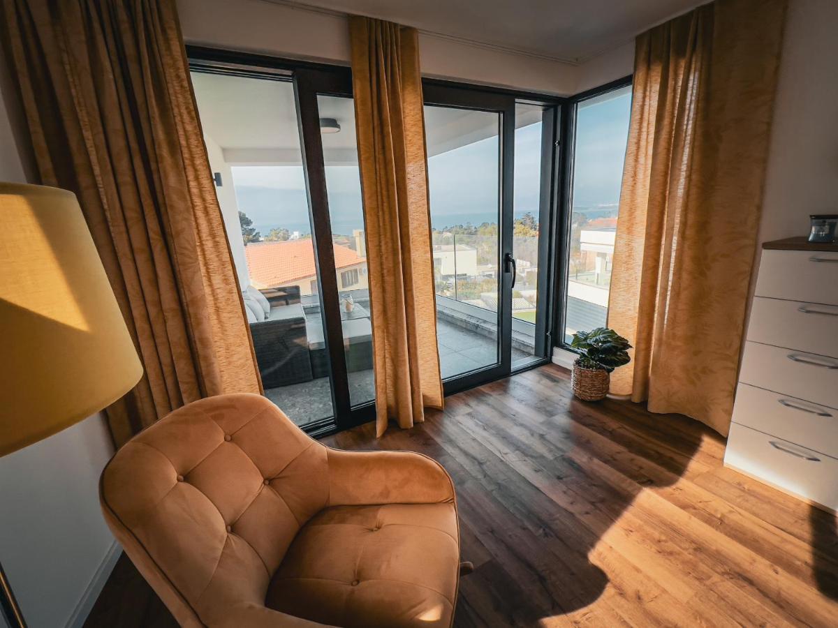 Apartment Mirno *