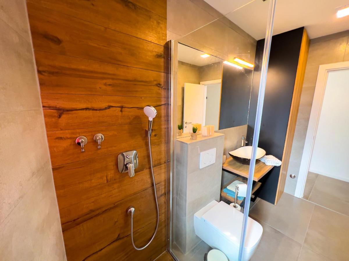 Apartment Mirno