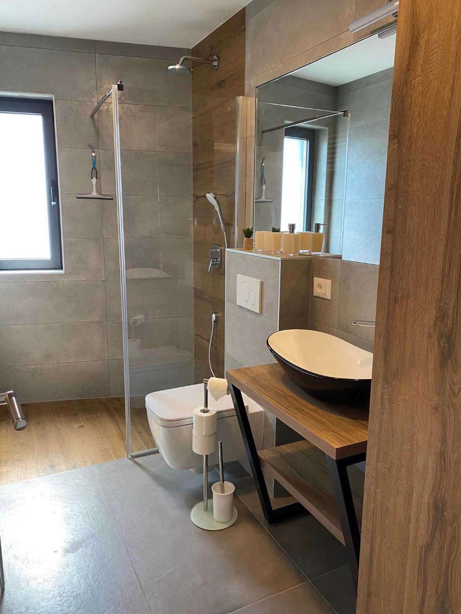 Mirno Apartment *